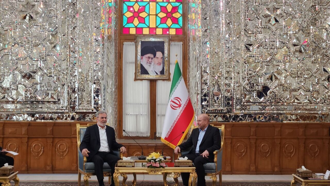 Iran parliament speaker meets with Ziad Al-Nakhale in Tehran