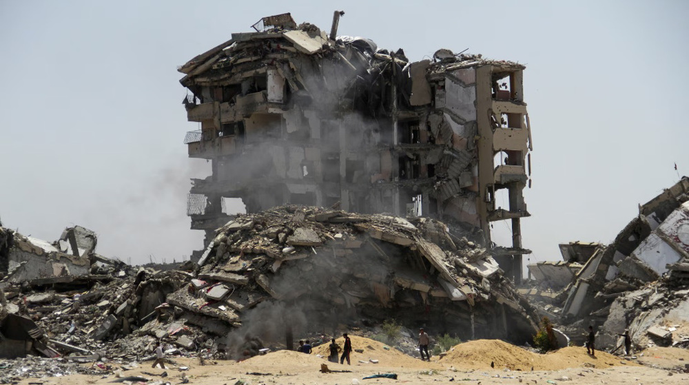 Iraqi PM urges intl. community to act responsibility, stop unjust Israeli war on Gaza