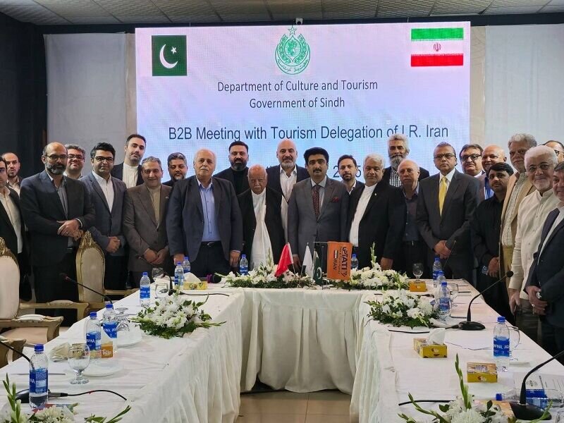 Ways to facilitate Mashhad pilgrimage discussed for Pakistani travelers