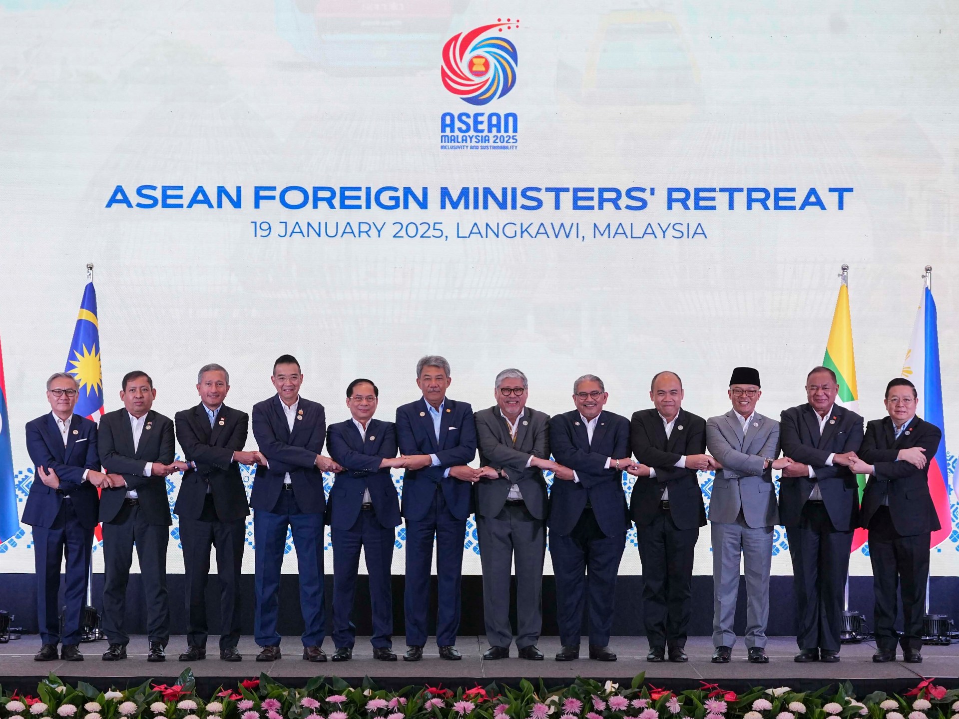 ASEAN tells Myanmar military rulers peace should be priority, not election | ASEAN News