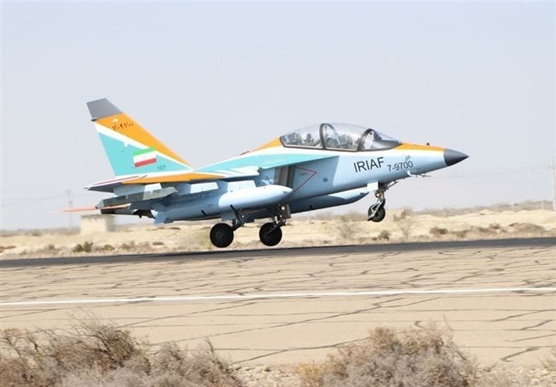 Iran’s Yak-130 Jet Conducts Combat Operation in Drill – Politics news