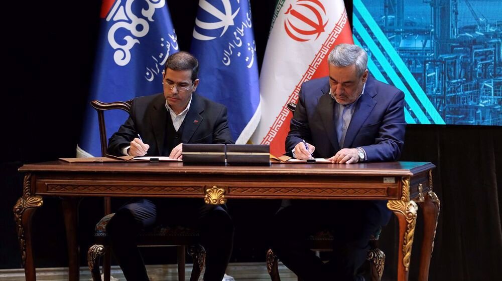 Iran awards $17bn contracts to boost pressure in South Paras