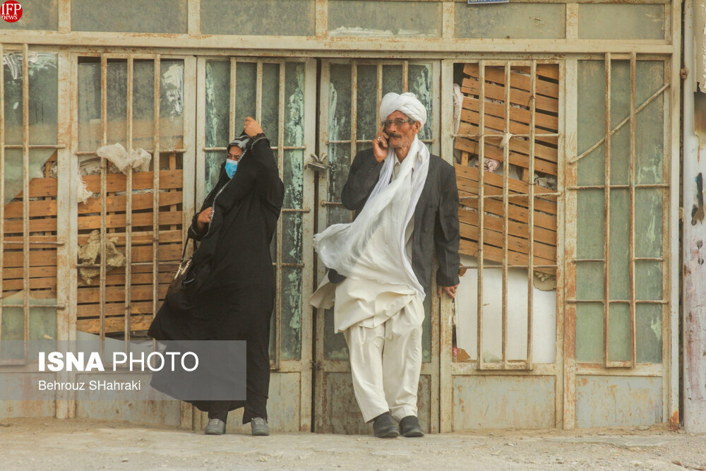 Dust Storm In Iran’s Khuzestan Province Sends Hundreds To Hospitals; Government, Educational Institutions Shut Down