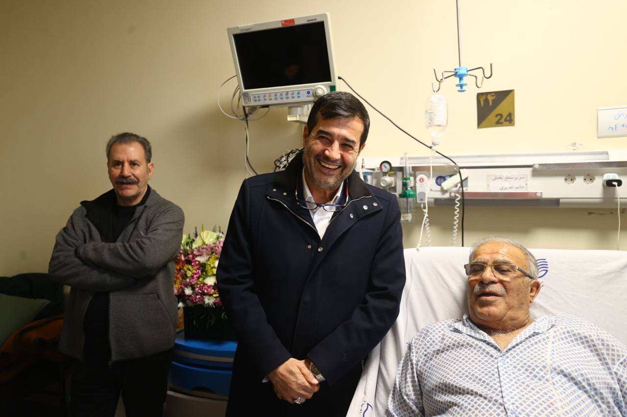 Ex-Iran striker Rowshan undergoes surgery