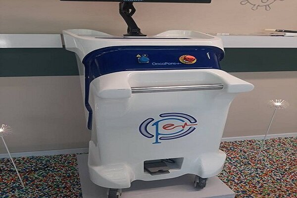 Iran unveils 1st locally-made ECT cancer-treatment device