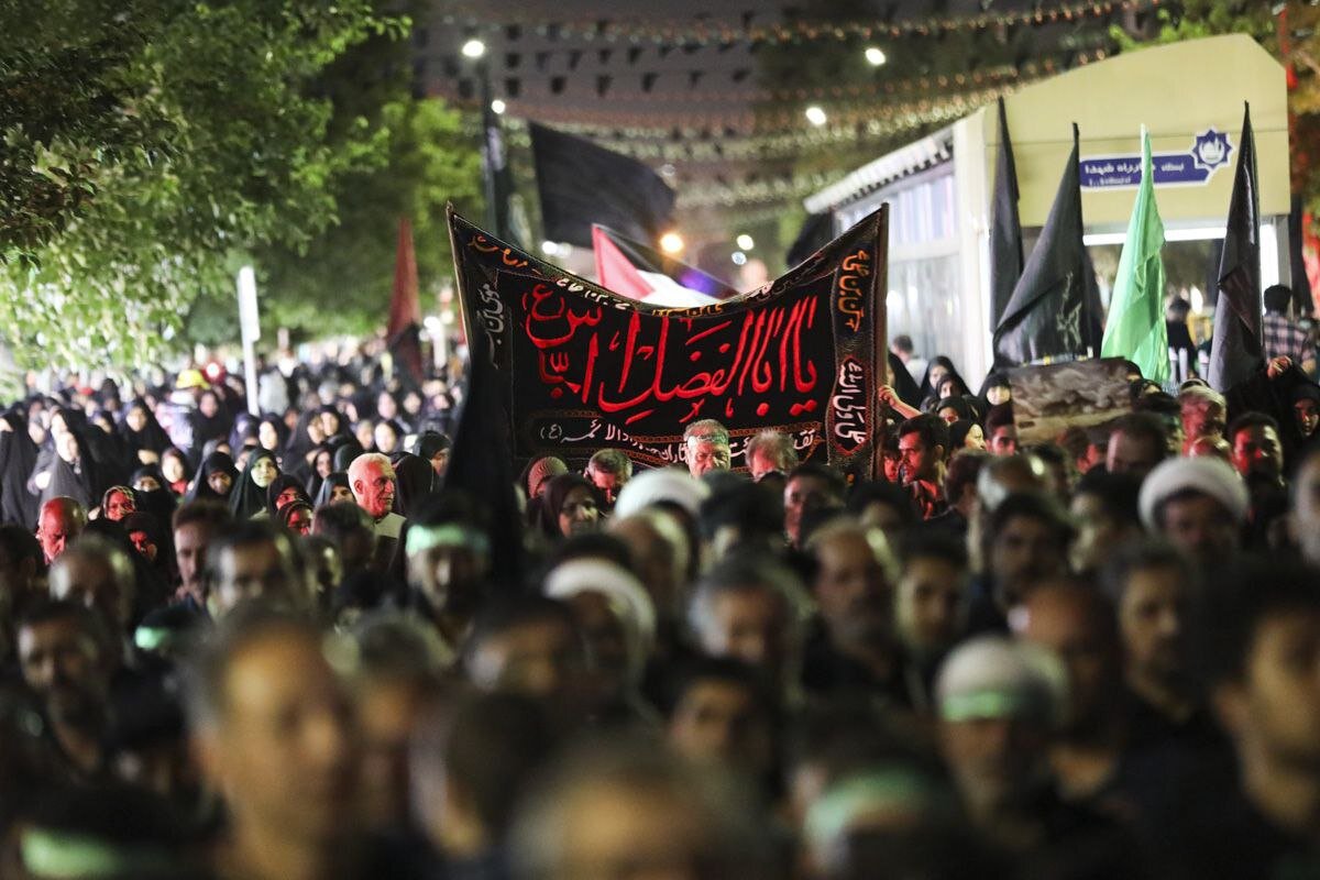 VIDEO: Iranians mourn Imam Jawad's (A) Martyrdom