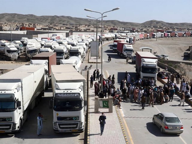Iran, Pakistan ministers stress border security, trade