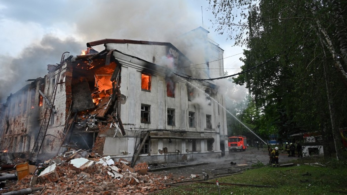 At least 3 killed in Russia’s ‘most powerful’ attack on Ukraine’s Kharkiv | Russia-Ukraine war News
