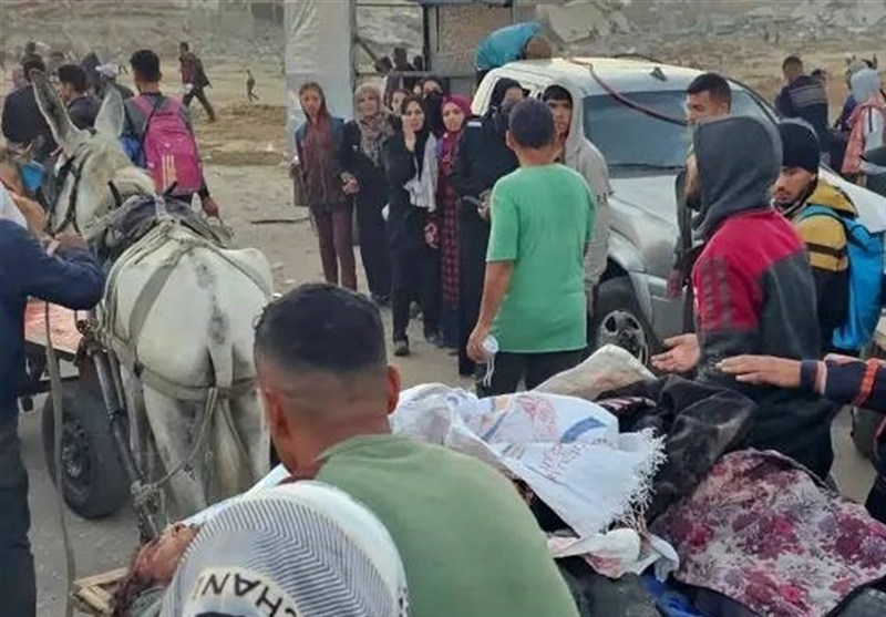 Israel Slaughters Dozens of Palestinians Awaiting Aid in Central Gaza – World news