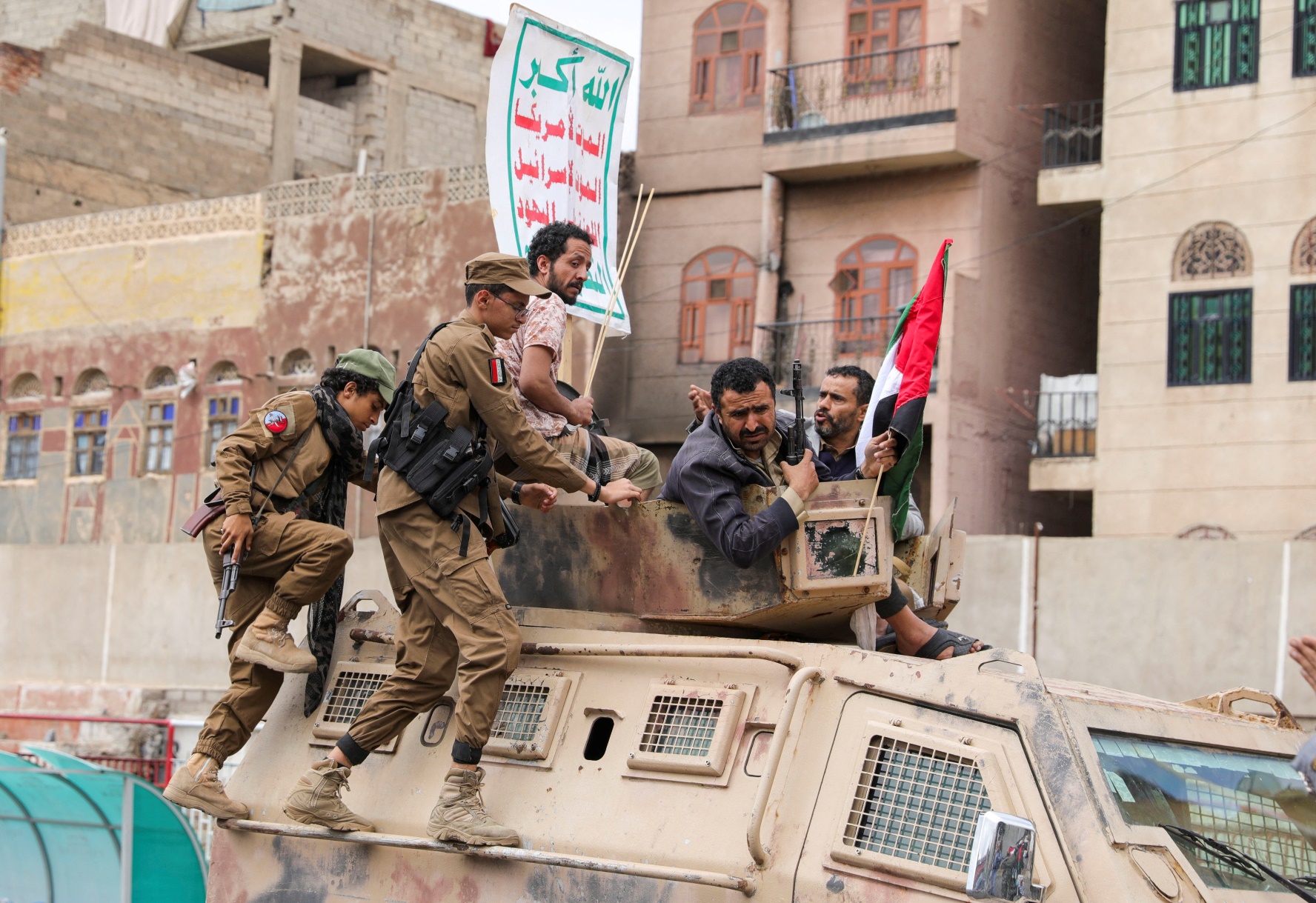 The danger of calling the Houthis an Iranian proxy