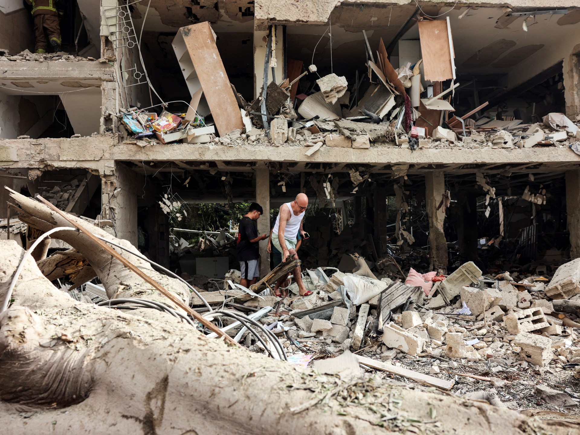 Iranian missiles hit Israel after US bombs Iran’s nuclear sites | Israel-Iran conflict News