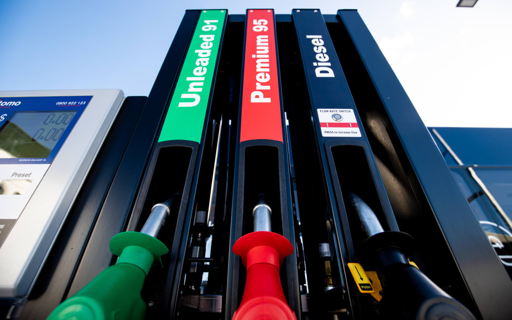 What US attacks on Iran mean for KiwiSaver, petrol prices