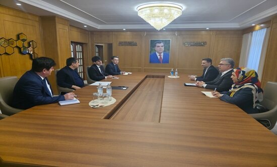 Iran, Tajikistan stress necessity to expand, facilitate bilateral trade