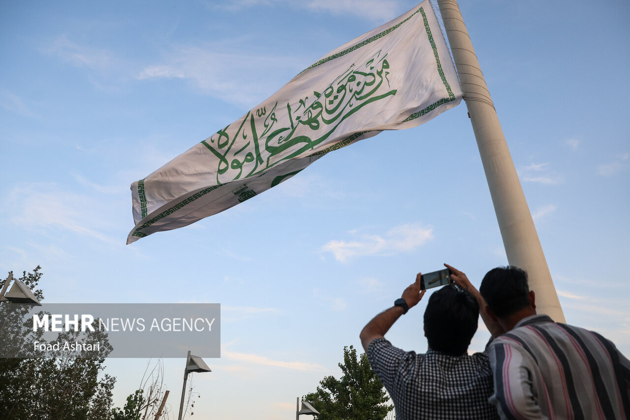 Mehr News Agency – Largest Alavi flag hoisted in Tehran on Eid al-Ghadir
