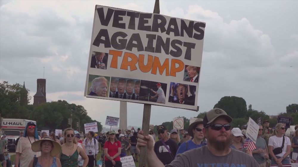 US veterans protest nationwide on D-Day against federal cuts