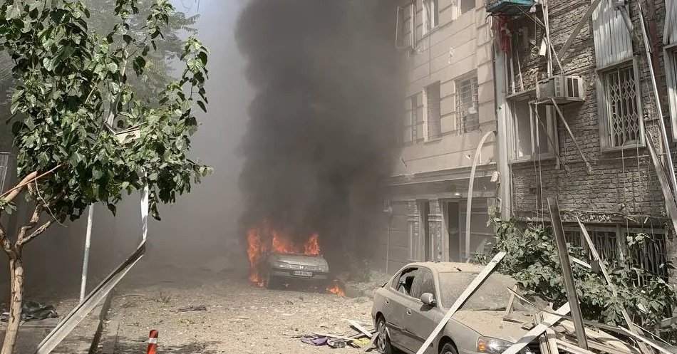 Massive Israeli air raids engulf Tehran: Intelligence ministry hit, bazaar shut