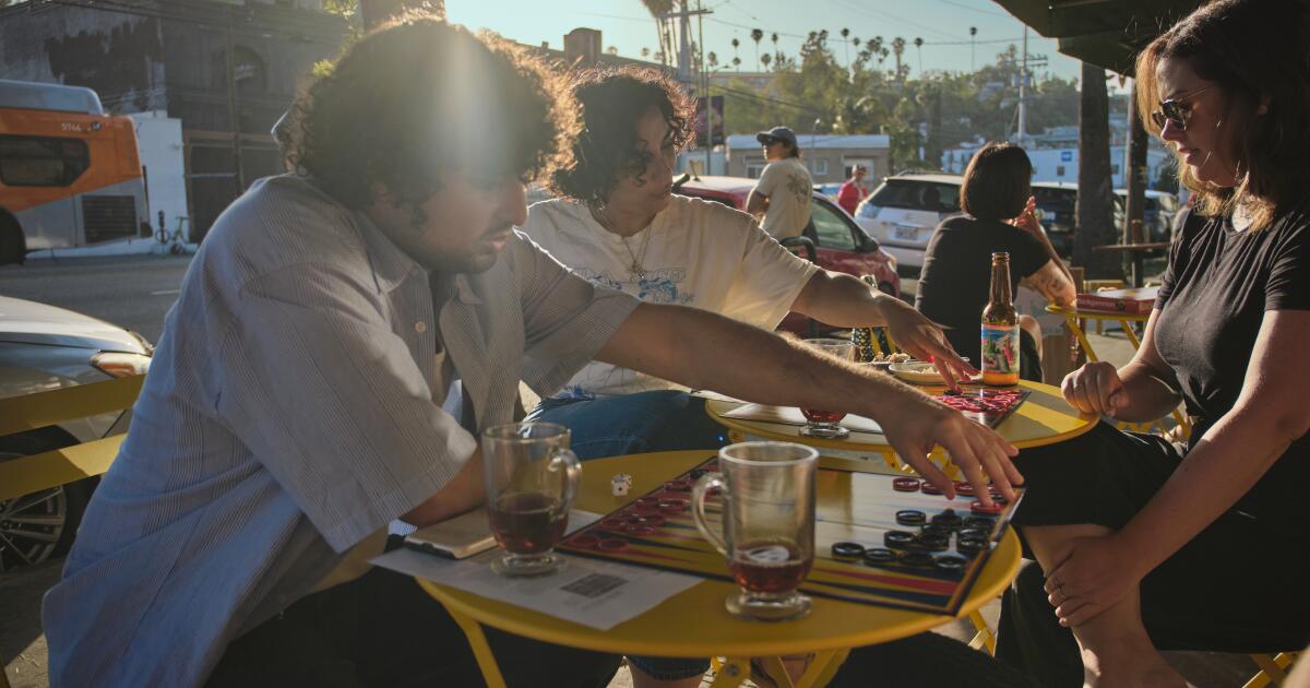 Persians gather in L.A. restaurant to find solace as war spreads