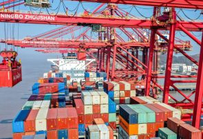 Foreign Trade Flowing Smoothly and Continuing as Normal – Iran News Daily