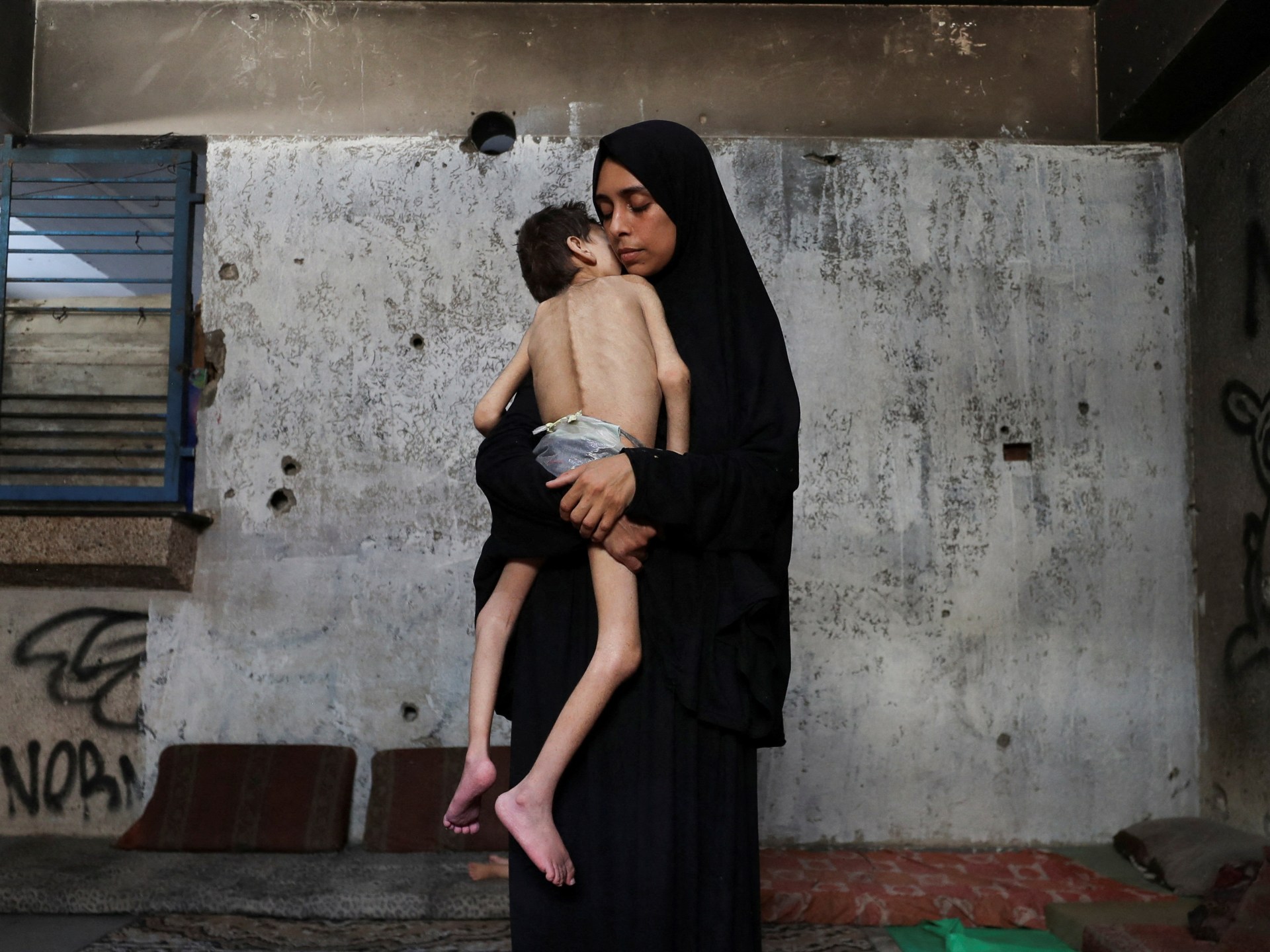 Israel says it’s distributing aid in Gaza, so why are people starving? | Crimes Against Humanity News