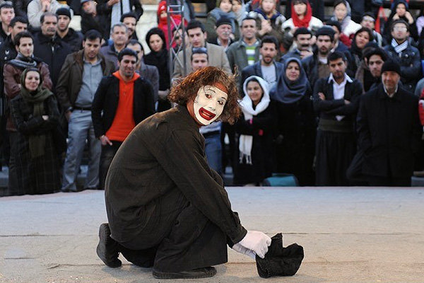 Arts performances resume with safety measures