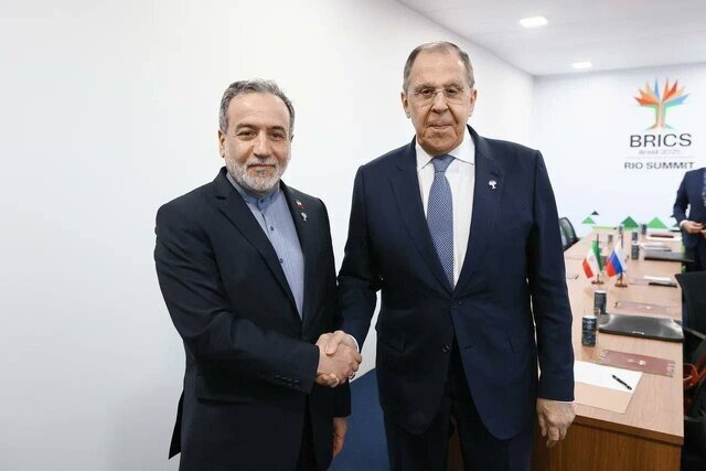 Iran, Russia FMs hold consultations in Brazil