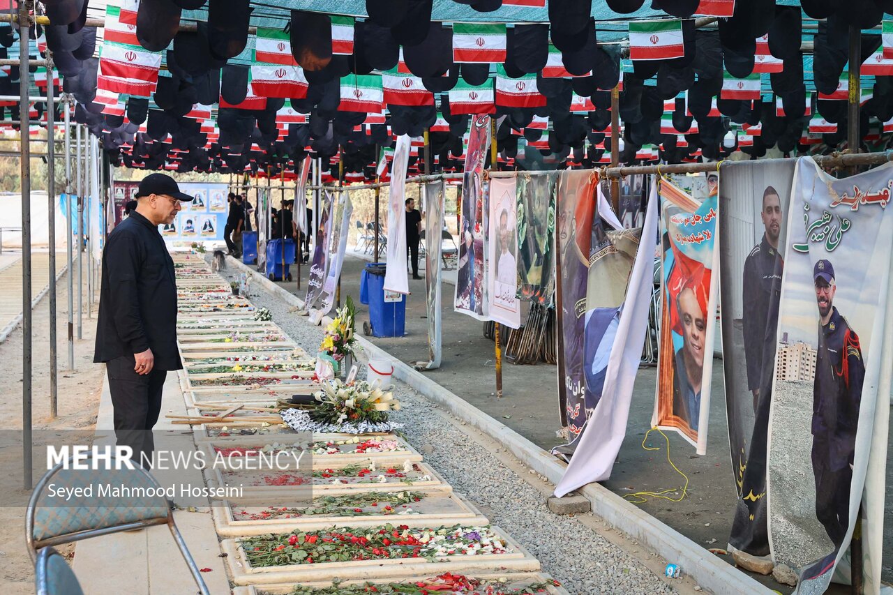 Mehr News Agency – Ghalibaf pays tribute to martyrs of Israel regime attack