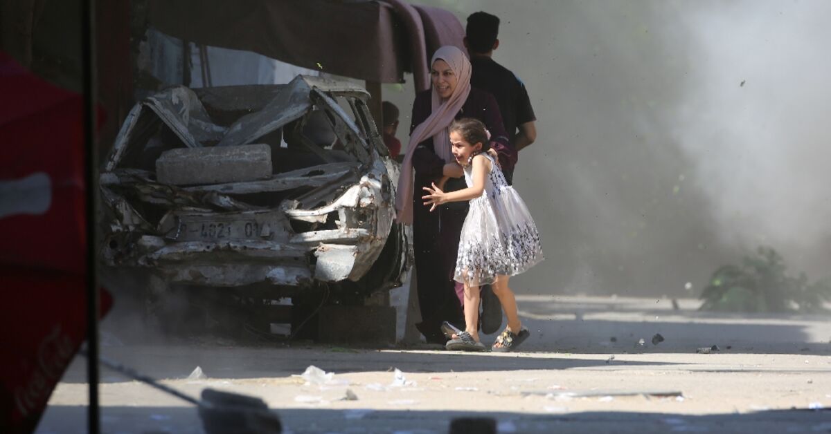 Israel agrees to Gaza truce talks