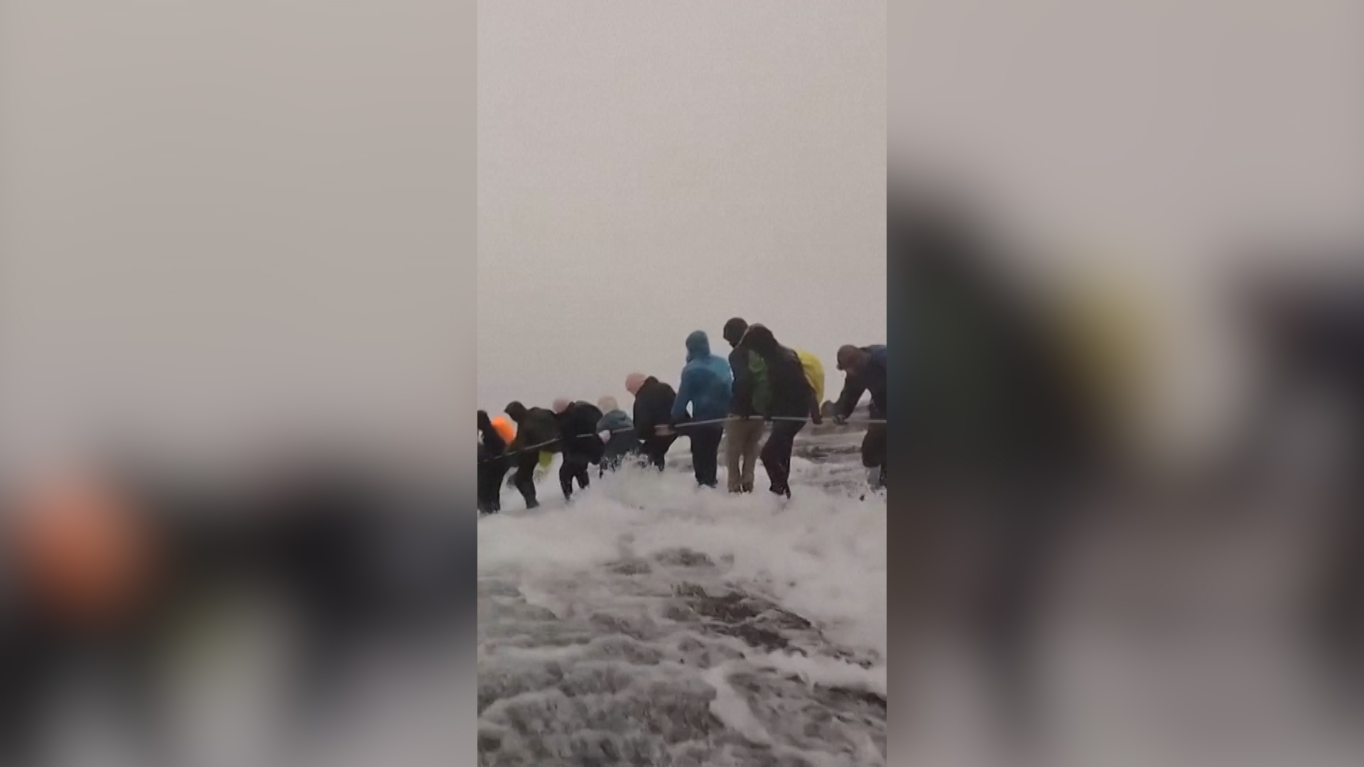 Hikers brave torrential rain on Malaysia’s Mount Kinabalu | Weather