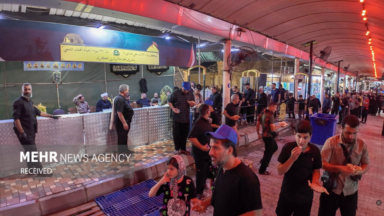 Mehr News Agency – Arbaeen pilgrims in Samarra