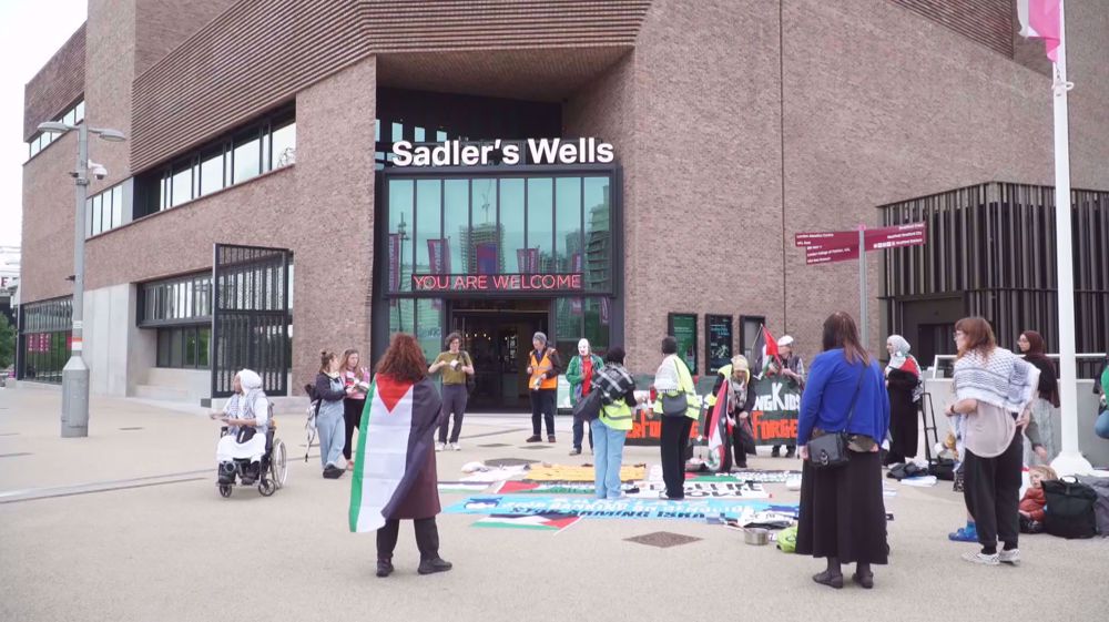 British demonstrators slam banks and big brands backing Israel’s Gaza genocide