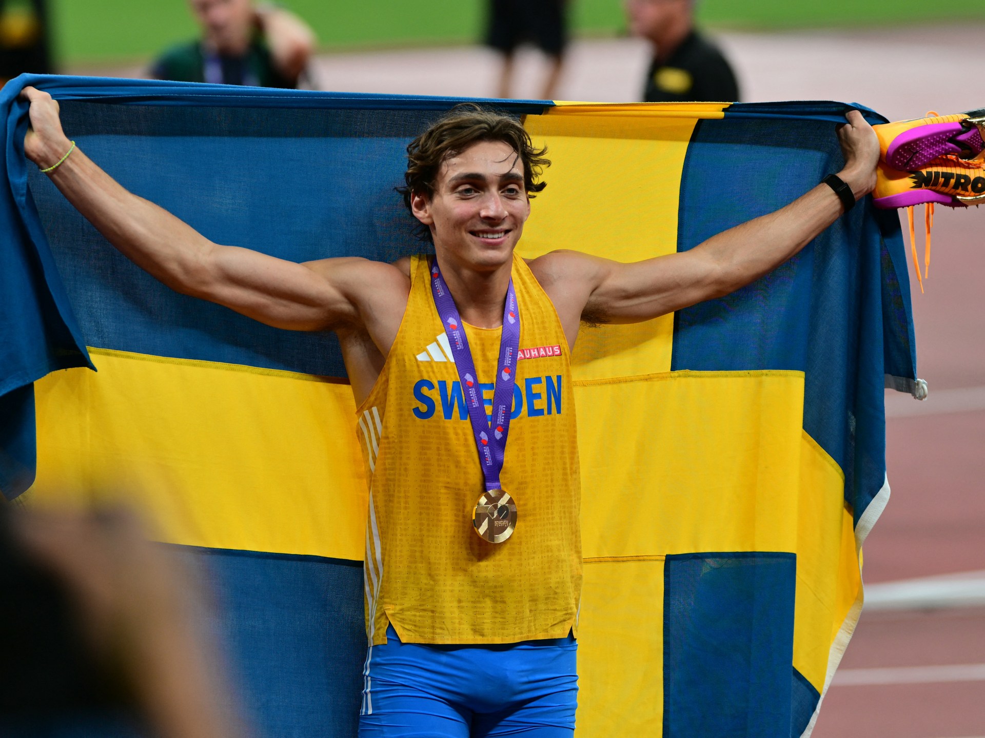 Duplantis breaks pole vault world record to win gold in Tokyo | Athletics News