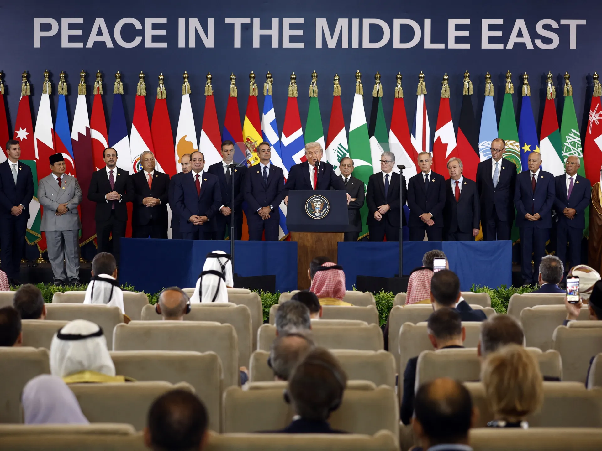 World leaders gather in Egypt for signing of Gaza ceasefire deal | Israel-Palestine conflict News