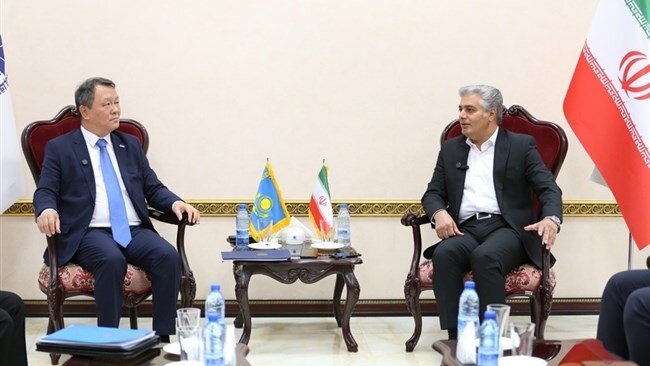Iran, Kazakhstan seek to raise trade to $3 billion: Lorestan chamber chief