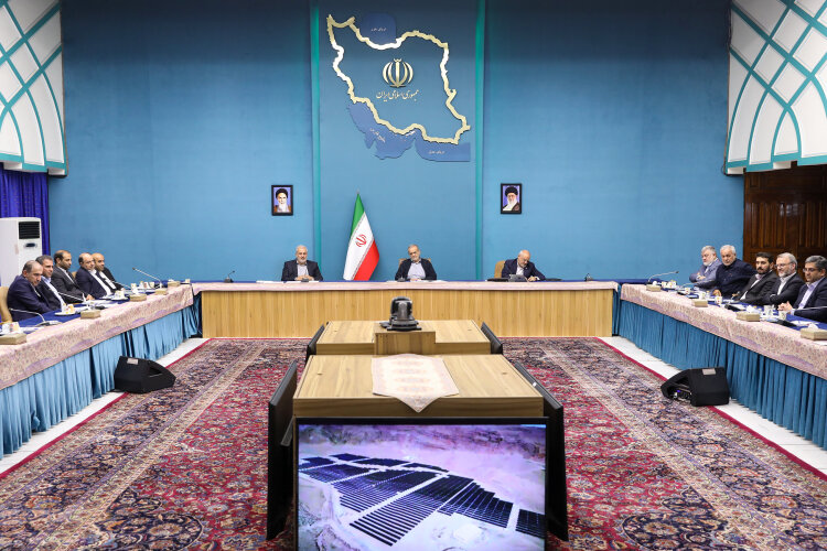 Pezeshkian urges rapid solar power plants’ expansion in Iran