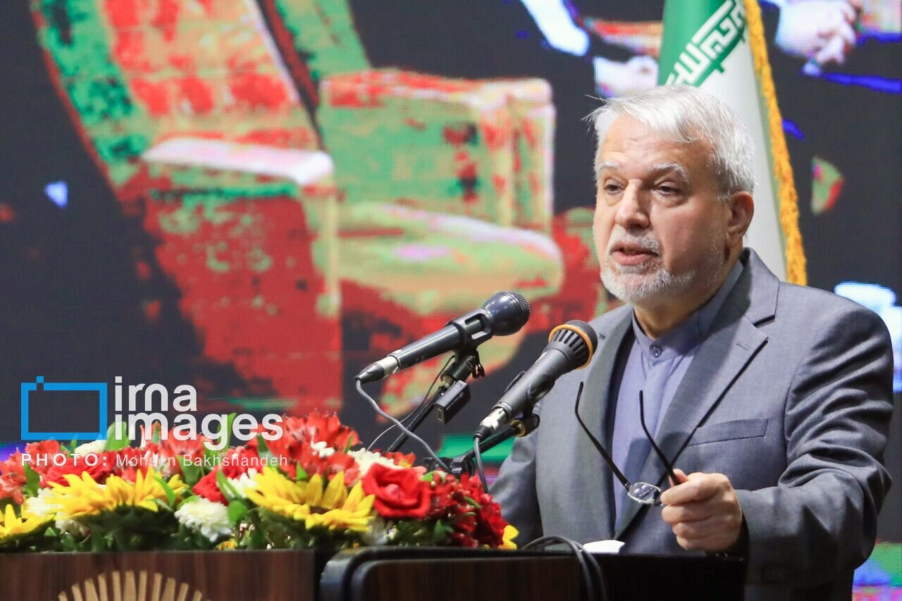 Minister urges ambassadors to help attract visitors from neighboring countries