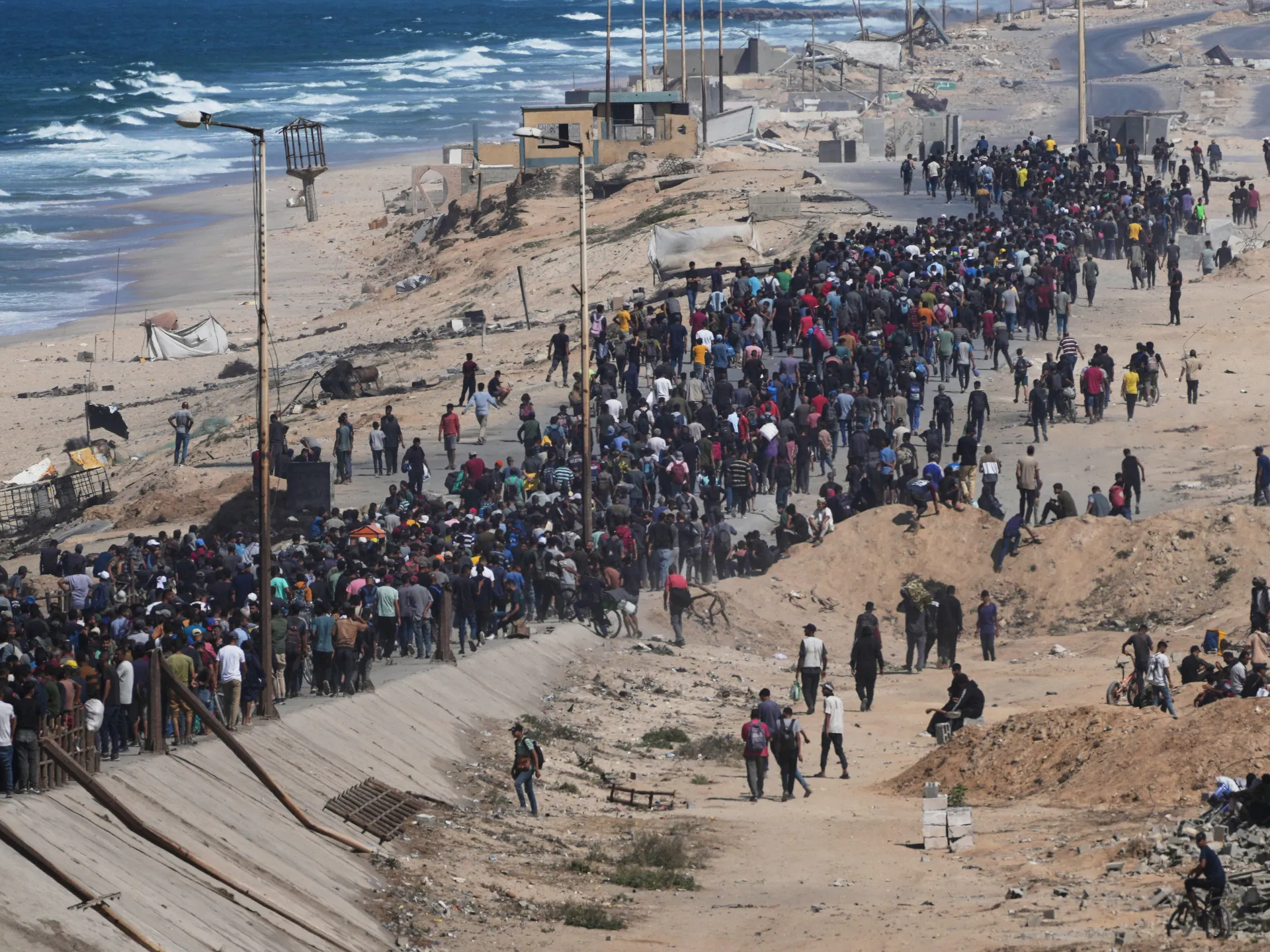 Gaza City residents set to return as Israel says ceasefire has started | Israel-Palestine conflict News
