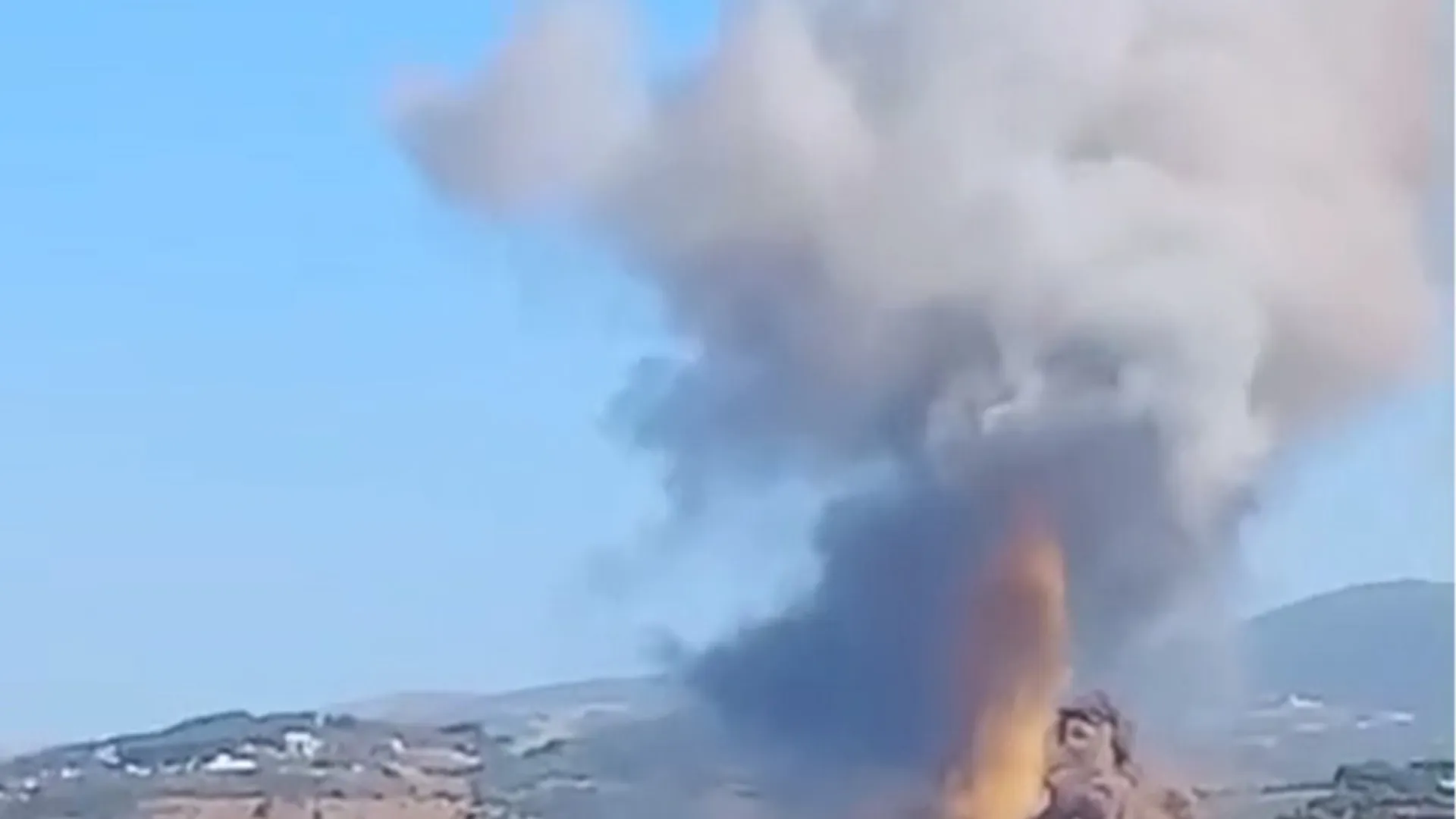Footage shows smoke from latest Israeli attacks on Lebanon | Israel attacks Lebanon