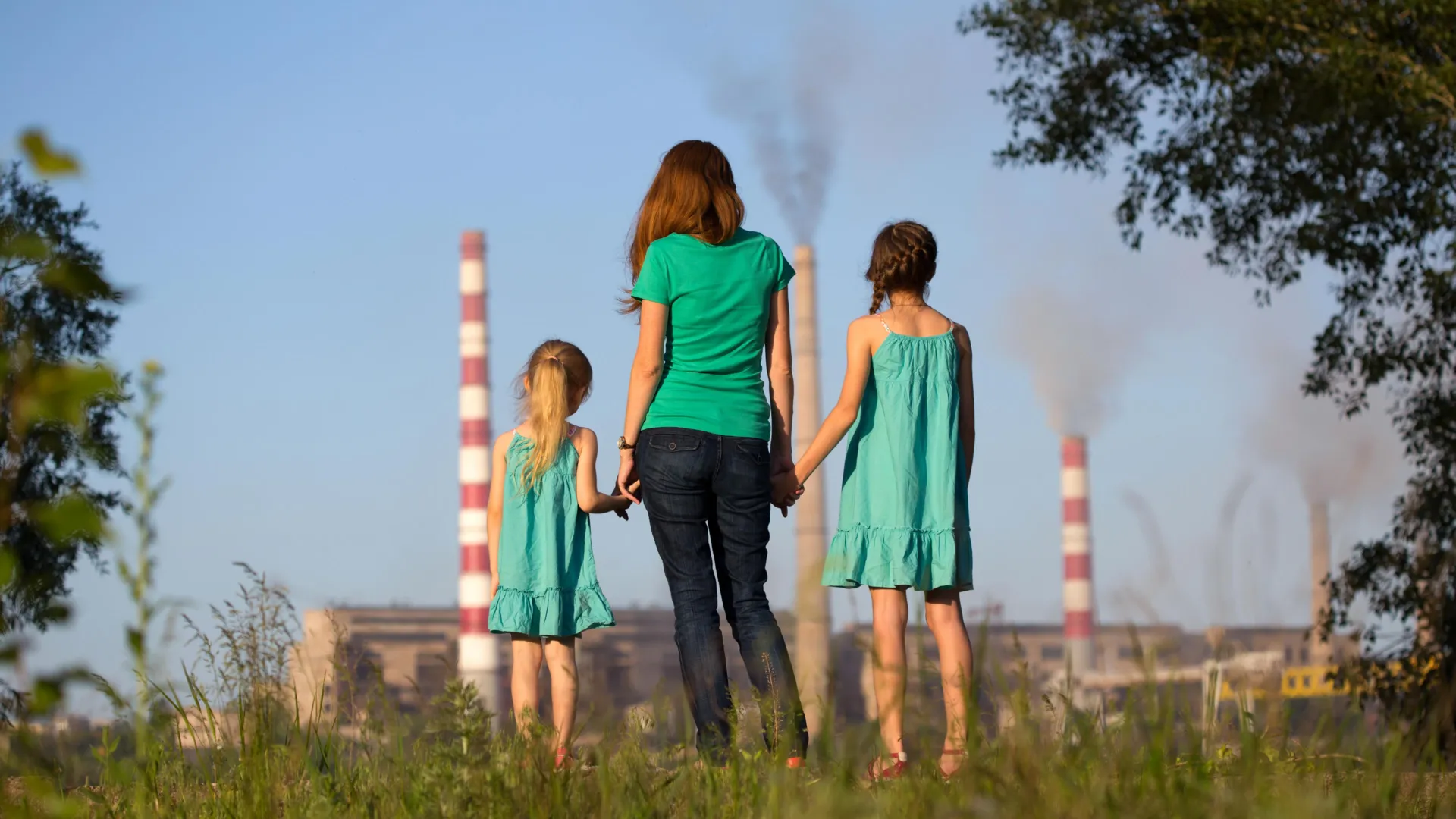The invisible chemical in the air that could be raising Parkinson’s risk
