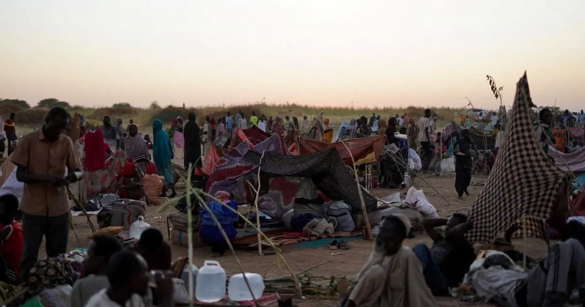 Survivors fleeing Sudan’s el-Fasher recount terror, bodies in streets | Sudan war News