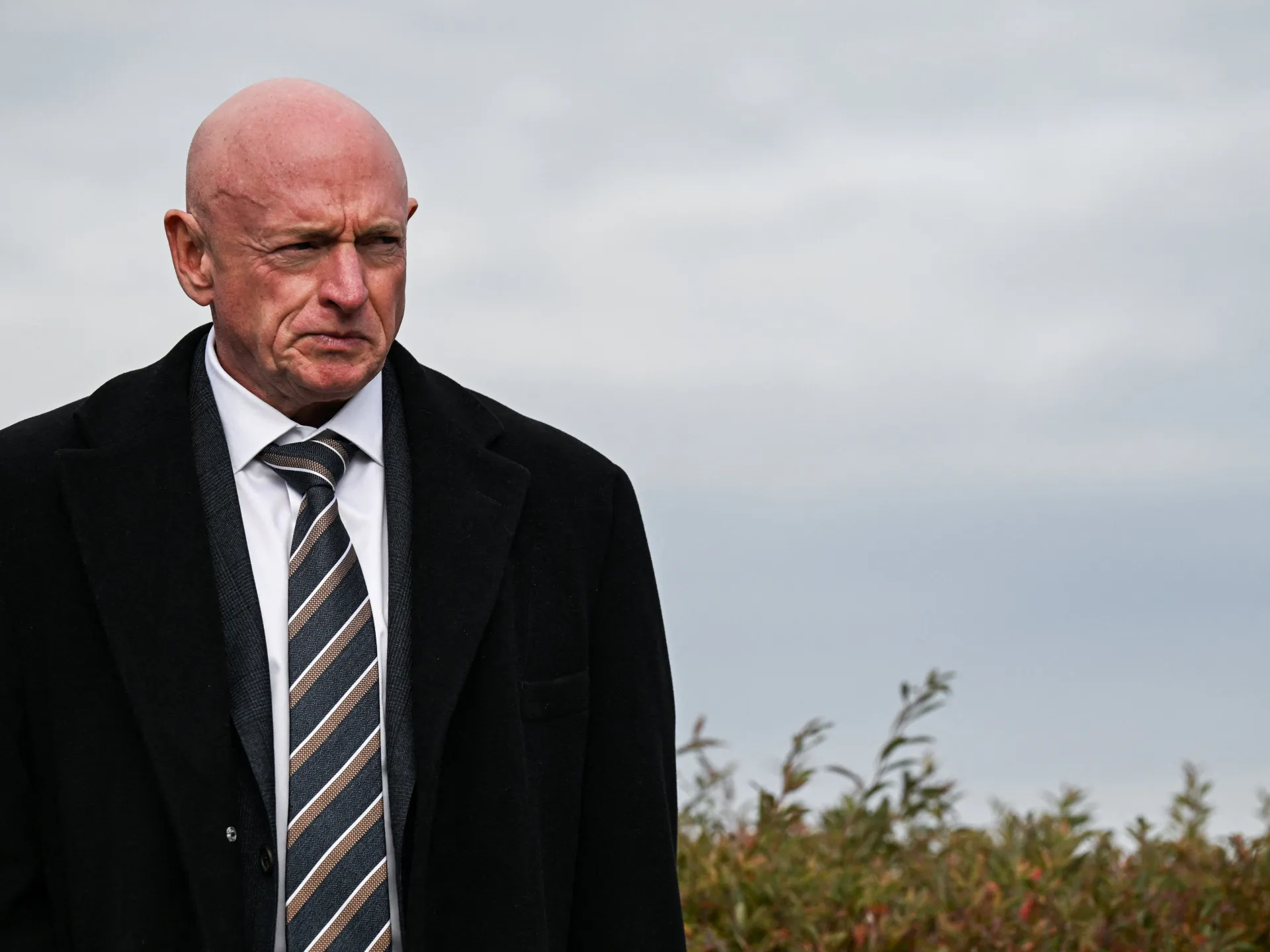 Pentagon says it is investigating US senator over ‘illegal orders’ video | Donald Trump News