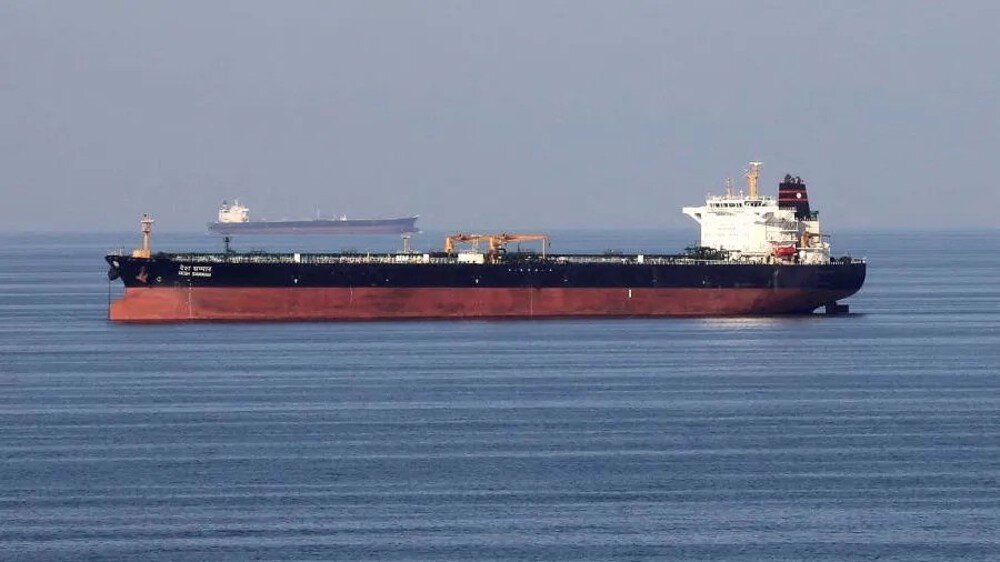 IRGC navy seizes oil tanker off southern Makran coast