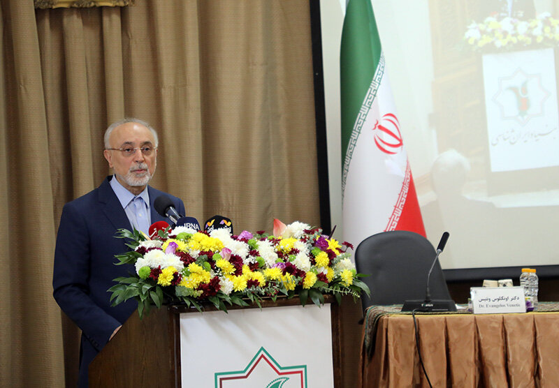 Tehran hosts intl. conference on Iranology with scholars from 21 countries