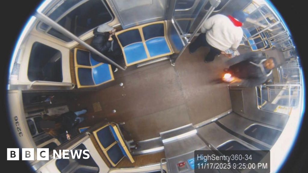 Chicago man accused of setting train passenger on fire had 72 prior arrests