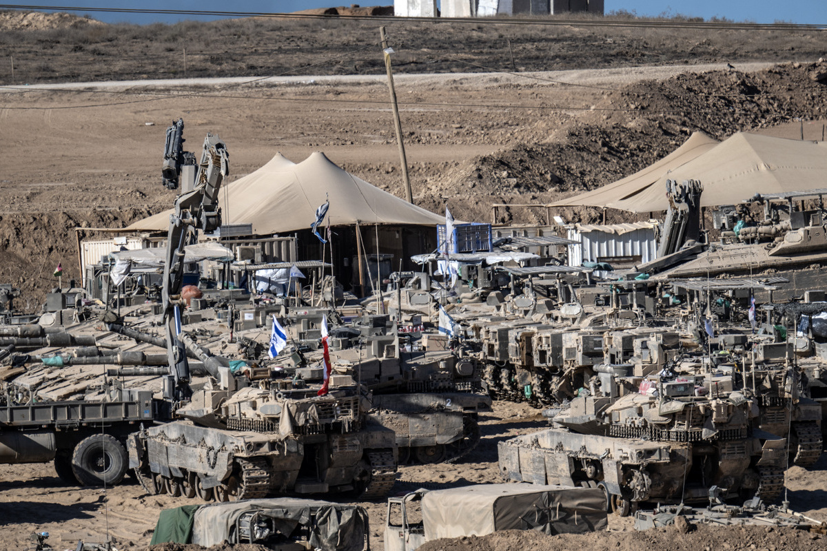 Israel says 1,000th aircraft bringing Western military supplies landed since war on Gaza began – Middle East Monitor