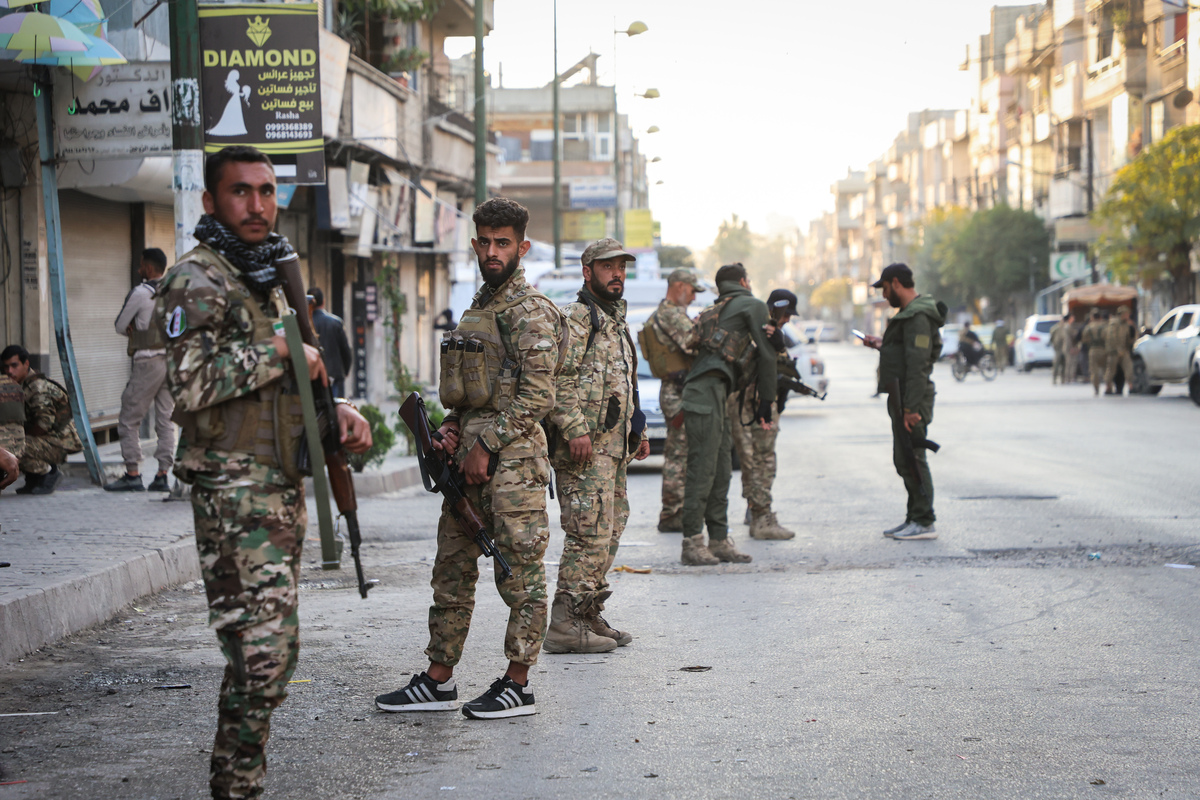 Syrian coast sees rare protests urging freedom for detained ex-regime figures – Middle East Monitor