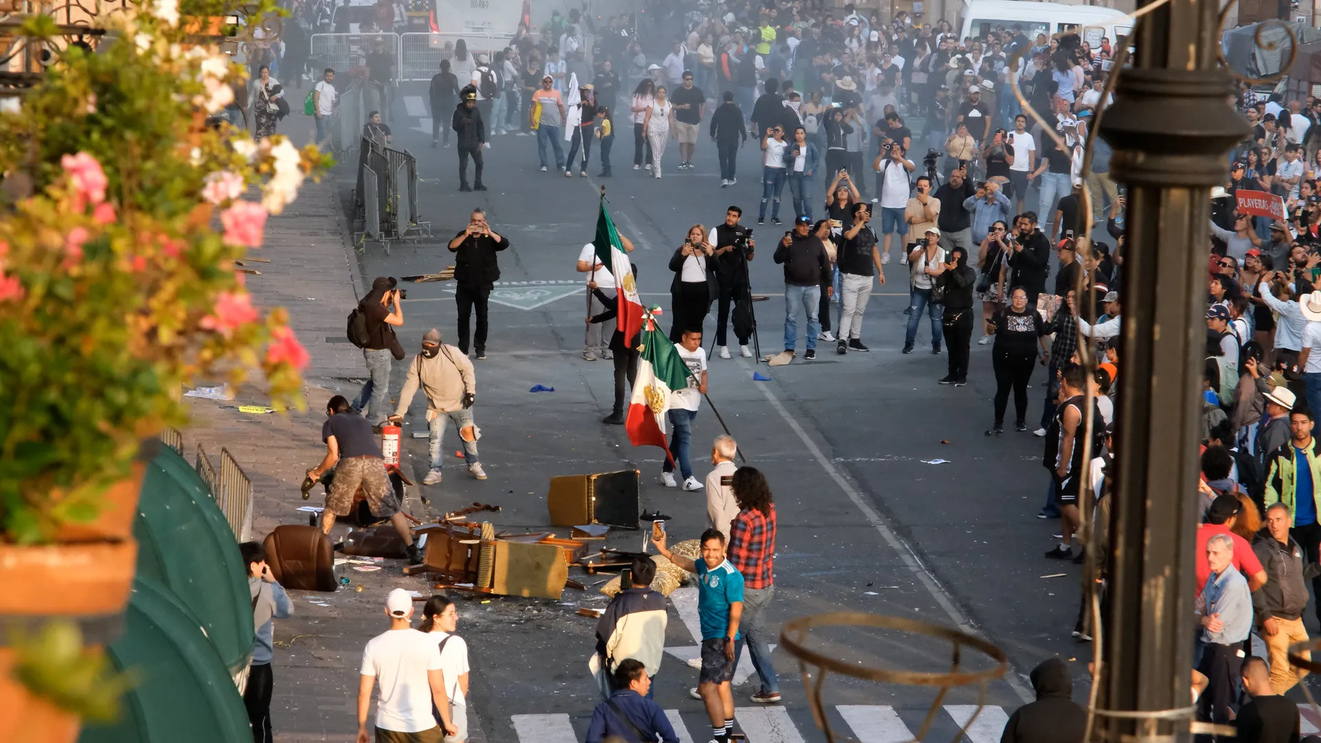 Protests in Mexico after mayor who declared war on cartels is killed | Drugs