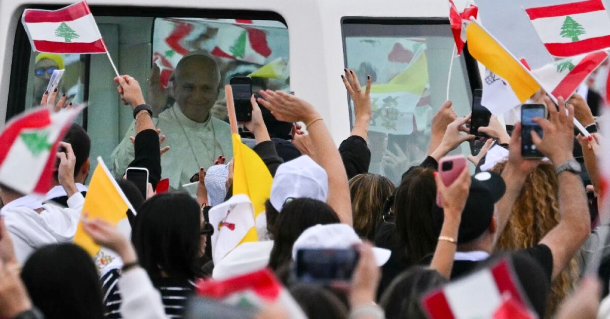Tens of thousands flock to pope’s Beirut mass