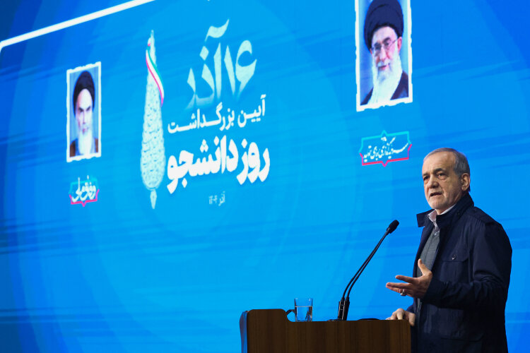 Pezeshkian calls for collective action to solve problems