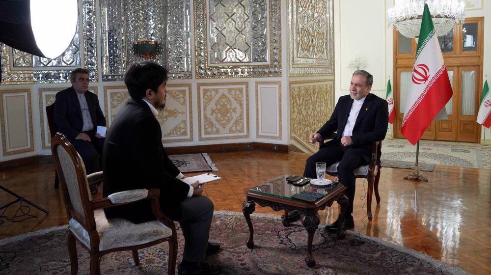 Tehran ready for dialogue, but only after US policy shift, Araghchi says