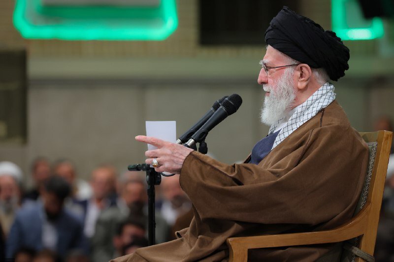 Leader: Enemy seeks Iranian mind shift as only path towards success